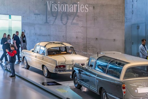 Mercedes-Benz 300 test vehicle from 1960, a one-off from the testing department. Data transmission