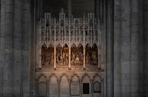 Interior view, tomb and decorations, crossing, Cathédrale Notre-Dame d'Amiens, Amiens, Somme,
