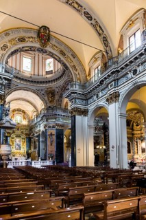 Interior view, Cathedral, Cathédrale Sainte-Réparate de Nice, Old Town, Nice, Alpes Maritimes,