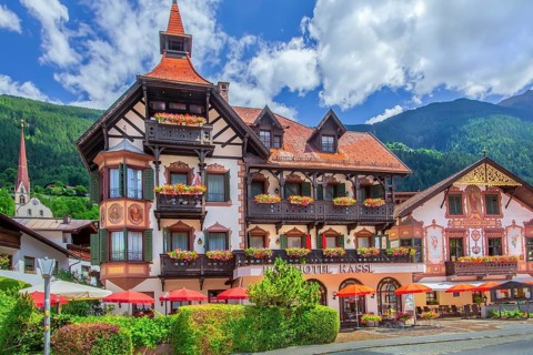 Historic Posthotel Kassl, Ötz, Ötztal, Ötztal Alps, Tyrol, Austria
