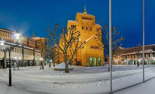 Cathedral with cathedral square winter illuminated snow Minden Germany