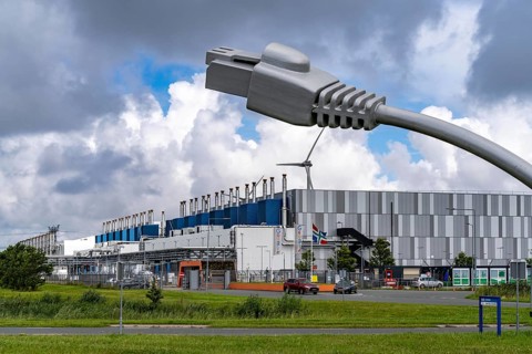 The Google Datacenter, data centre in Eemshaven, on over 44 hectares, is being expanded, powered by