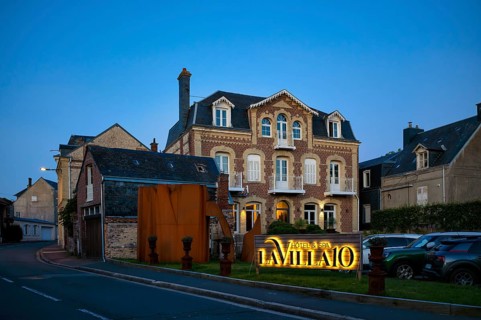 Hotel La Villa 10, blue hour, evening, dusk, Étretat, Normandy, Seine-Maritime, France