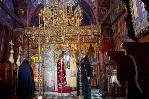 Zoodochou Pigis Monastery, Nunnery, Iconostasis, Richly decorated church interior with icons and