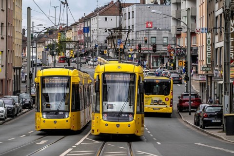 Ruhrbahn tram, on Altendorfer Straße, intersection Helenenstraße, in Essen, rush hour, traffic,