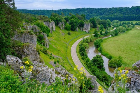 Altmühl, Altmühltal Panorama Trail, Twelve Apostles rock formation, near Solnhofen, Altmühltal,