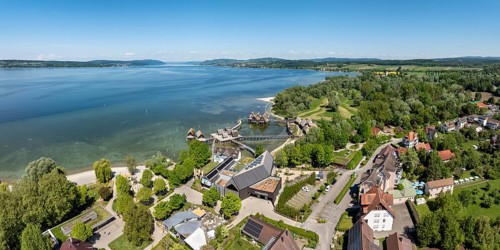 Luftbild, Panorama von den Pfahlbauten, Pfahlbaumuseum, Freilichtmuseum Unteruhldingen,