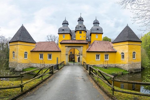 Schloss Holte, Schloss Holte-Stukenbrock, North Rhine-Westphalia, Germany, Baroque yellow castle,