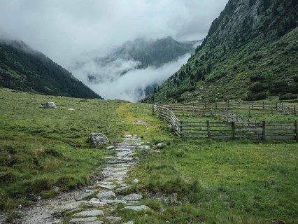 Historic mule track, Windbachtal, Krimmler Tauern, Pinzgau, Salzburg, Austria