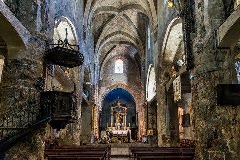 Interior view, Notre-Dame-du-Puy Cathedral, Grasse, Alpes Maritimes, Provence Alpes Cote d'Azur,