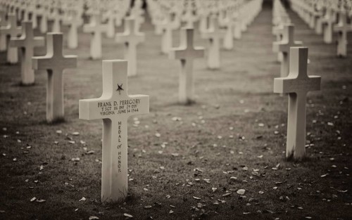 Tag Medal of Honour, grave of Frank D. Peregory, gravestones, war graves, soldiers' graves,