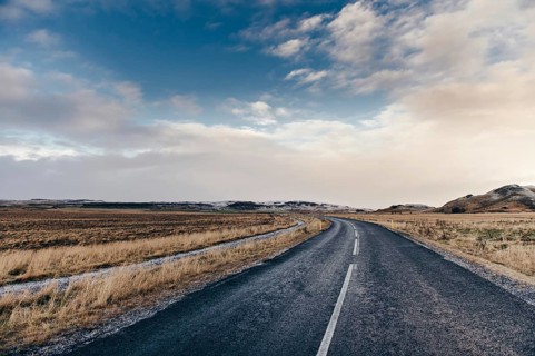 Road in southern iceland, Winter, Golden Circle, Mountains* Road in southern iceland, Golden