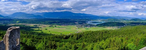 Lake Faak from the castle ruins of Finkenstein, Burgarena Finkenstein, Altfinkenstein, Finkenstein,