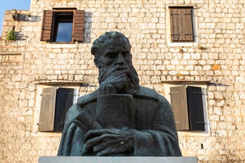 Monument to Petar Hektorovic, Starigrad, island of Hvar, Dalmatia, Croatia