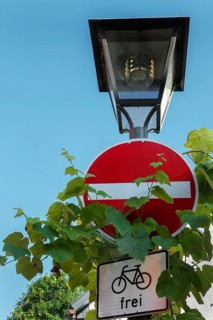 Street lamp and traffic sign, no entry, free for bicycles, Isny, Swabia, Baden-WÃ¼rttemberg,
