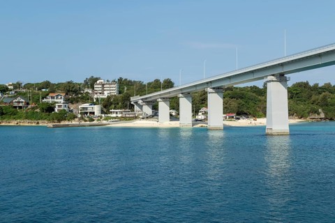 Architecture, Sesoko Bridge and Anchi-hama Beach, sandy beach of Sesoko-jima, Sesoko Island,