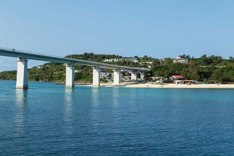 Architecture, Sesoko Bridge and Anchi-hama Beach, sandy beach of Sesoko-jima, Sesoko Island,