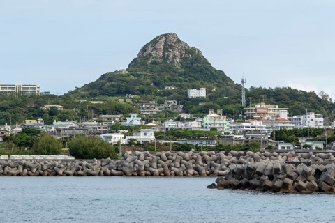 View of the harbour and Mount Gusuku on Ie-jima, Ie Island, Motobu, Kunigami District, Okinawa,