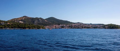 View from the sea to the harbour and the town of Hvar, panoramic view, island of Hvar, Dalmatia,