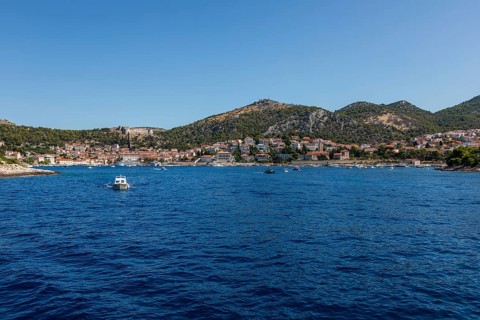 View from the sea to the harbour and the town of Hvar, panoramic view, island of Hvar, Dalmatia,