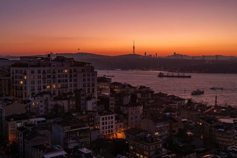 Dawn over the Bosporus. Beyoglu, Istanbul, Turkey