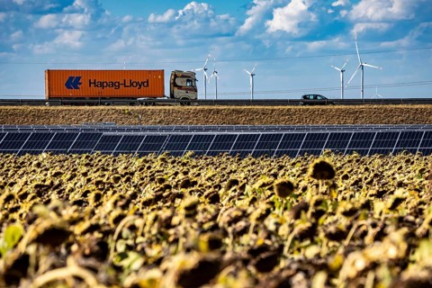 86, 5 MW peak ground-mounted photovoltaic systems, by RWE, with over 141, 000 solar modules, on a