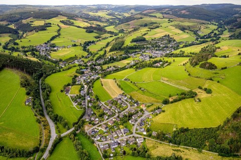 Aerial view, residential area at the road Heidebrücke, Am Hillerbach and Auf der Heide,