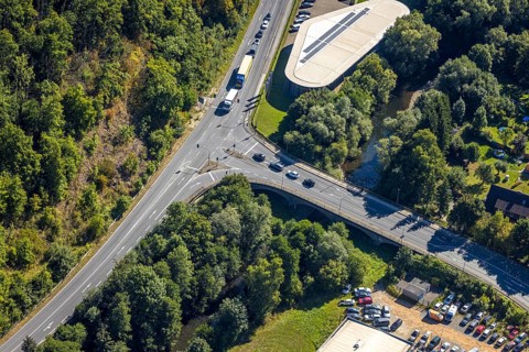 Aerial view, road traffic and Johannes bridge of the federal road B55 over the river Lenne, Bernard