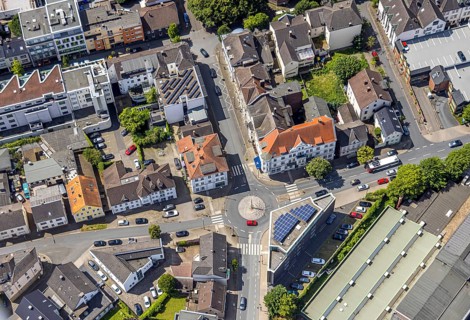 Aerial view, residential area and roundabout on Möhnestrasse and Schobbostrasse, Neheim, Arnsberg,