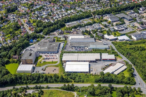 Aerial view, commercial area Von-Siemens-Straße, local view Bergheim, Bergheim, Arnsberg,
