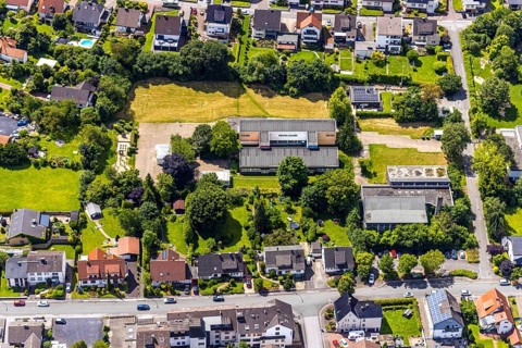 Aerial view, Heinrich-Knoche-Schule primary school, residential area, Herdringen, Arnsberg,