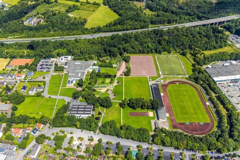 Aerial view, Solepark Große Wiese Freizeitbad Naß, sunbathing lawn and swimming pool, Gradierwerk