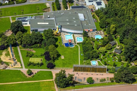 Aerial view, Solepark Große Wiese leisure pool wet with water slide, sunbathing lawn and swimming