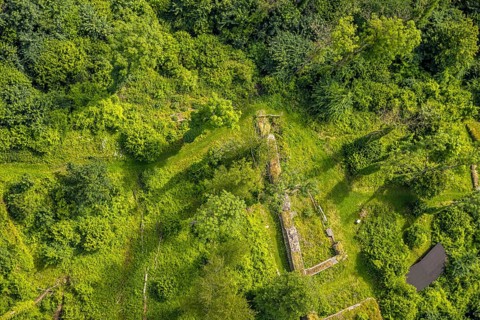 Aerial view, castle ruin resp. Remains of the Rüdenburg (also Alte Grafenburg or Alte Burg) on the