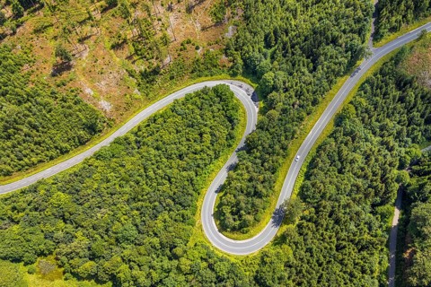 Aerial view, serpentines at the Ochsenkopf between Arnsberg and Sundern in the forest area with