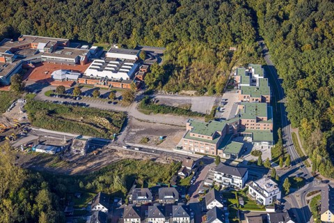 Aerial view, Kuckuck shaft mining accident memorial park, construction site for new forest housing