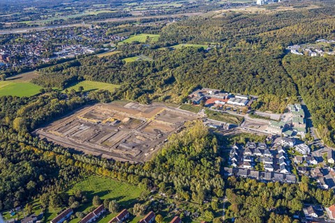Aerial view, Kuckuck shaft mining accident memorial park, construction site for new forest housing