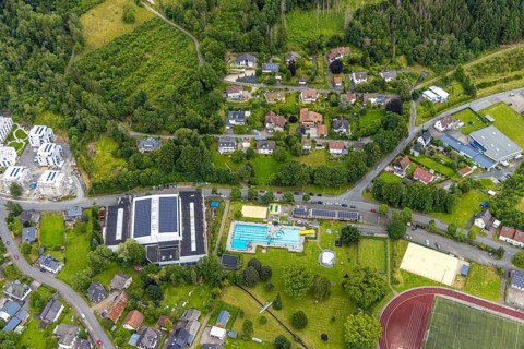 Aerial view, Wabachbad, outdoor pool and lawn, Buhlschlag housing estate, children's pool, Bad