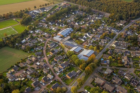 Aerial view, residential area Schmelenheide with LVR Dietrich-Bonhoeffer special school, Hau,