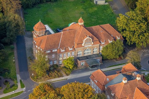Aerial view, LVR Clinic, House Business Administration and Kitchen on Buchenweg, autumnal forest,
