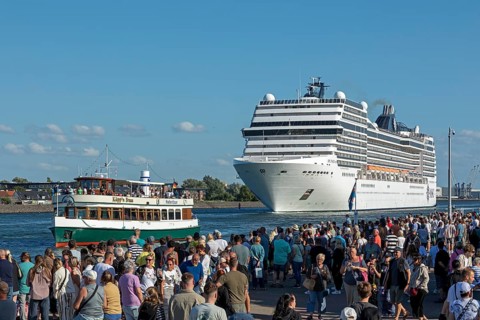 Cruise ship MSC Poesia departs, excursion ship, escort ship, people, Hanse-Sail, Unterwarnow,