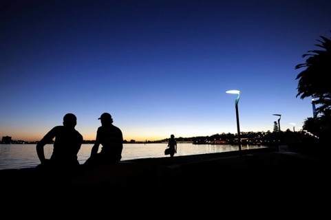 People at the riverside, evening mood at the Swan River, Central City Area, Perth, Western