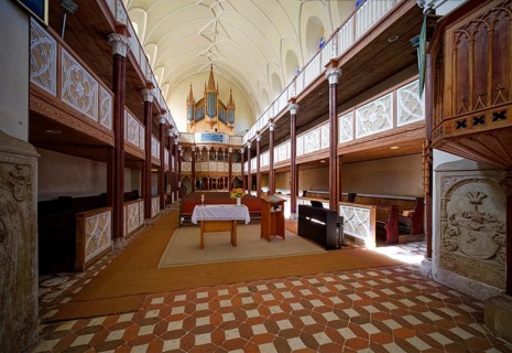 Protestant Wörlitz St Peter's Church in neo-Gothic style with the organ, interior view, Wörlitz