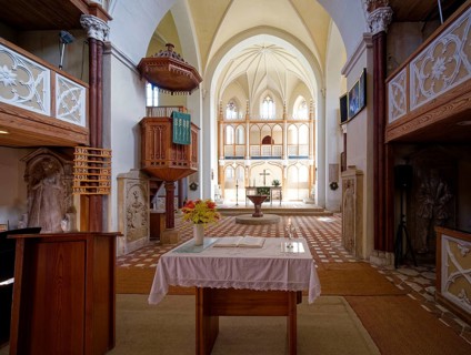 Protestant Wörlitz St Peter's Church in neo-Gothic style, interior view, Wörlitz Park, Wörlitz