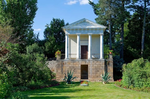 Flora Temple, the last work of the architect Friedrich Wilhelm von Erdmannsdorff, Wörlitz Park,