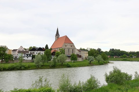 Laufen an der Salzach, collegiate church and Salzach loop, Rupertiwinkel, Upper Bavaria, Bavaria,