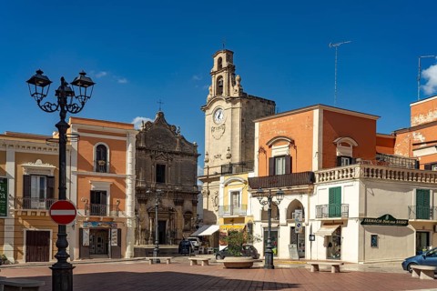 Piazza Garibaldi and the Parrocchia San Benedetto in the historic centre of Massafra, Apulia, Italy