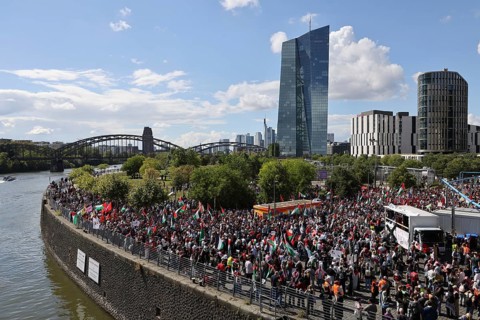 Several thousand people take part in a pro-Palestine demonstration under the slogan United 4 Gaza