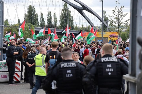 Several thousand people take part in a pro-Palestine demonstration under the slogan United 4 Gaza