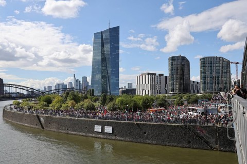 Several thousand people take part in a pro-Palestine demonstration under the slogan United 4 Gaza
